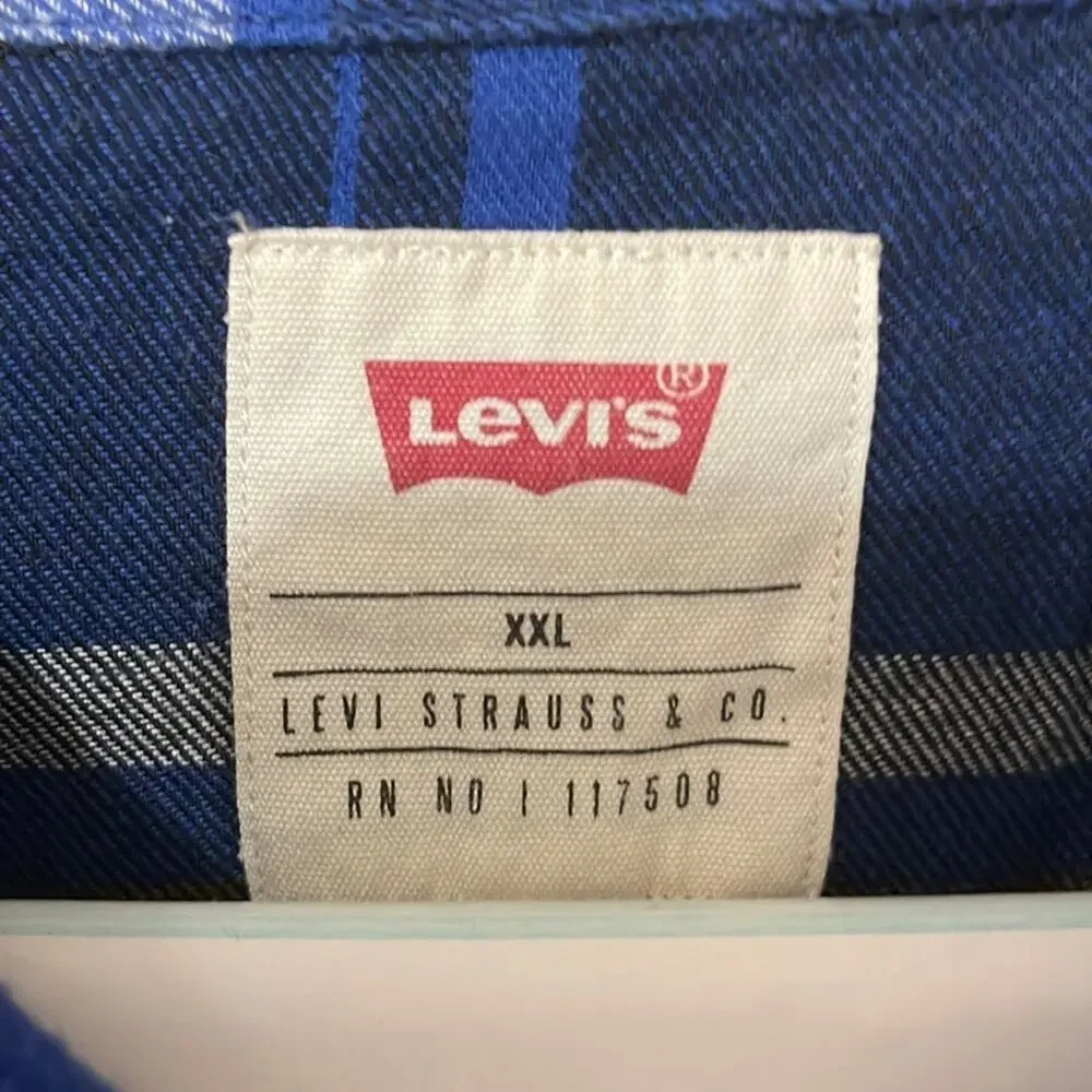 Levi’s Blue Plaid Lightweight Button Down Casual Shirt size XXL